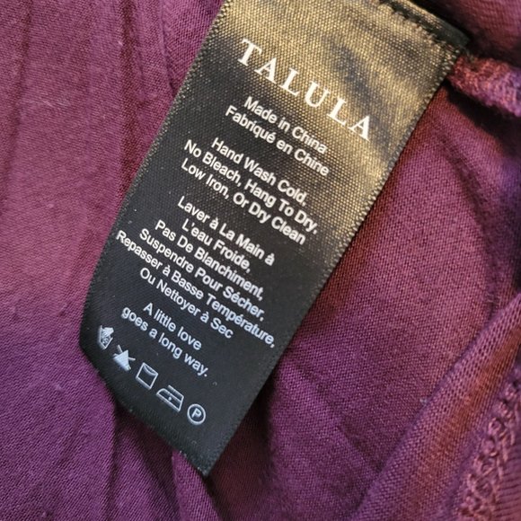 Aritzia Talula Valmere T-Shirt in Cardamom colour - Picture 4 of 5
